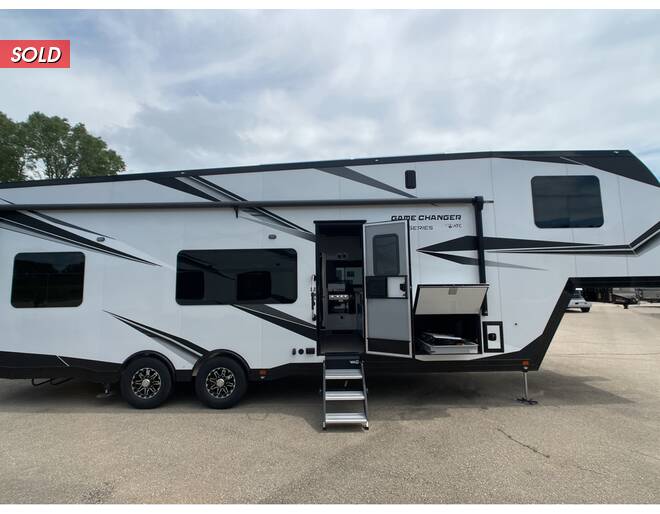 2022 ATC Game Changer PRO Series 3619 Fifth Wheel at Camperland RV STOCK# 227831 Photo 2