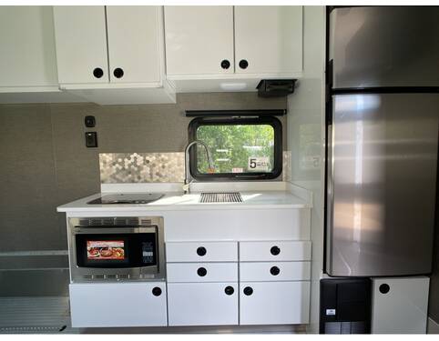 2022 ATC Game Changer Pro Series 2816 Travel Trailer at Camperland RV STOCK# 227210 Photo 15
