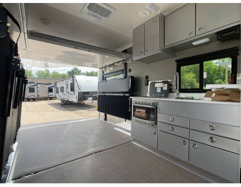 2022 ATC Game Changer Pro Series 2015 Travel Trailer at Camperland RV STOCK# 228288 Photo 16