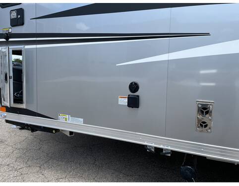 2022 ATC Game Changer Pro Series 2015 Travel Trailer at Camperland RV STOCK# 228288 Photo 7